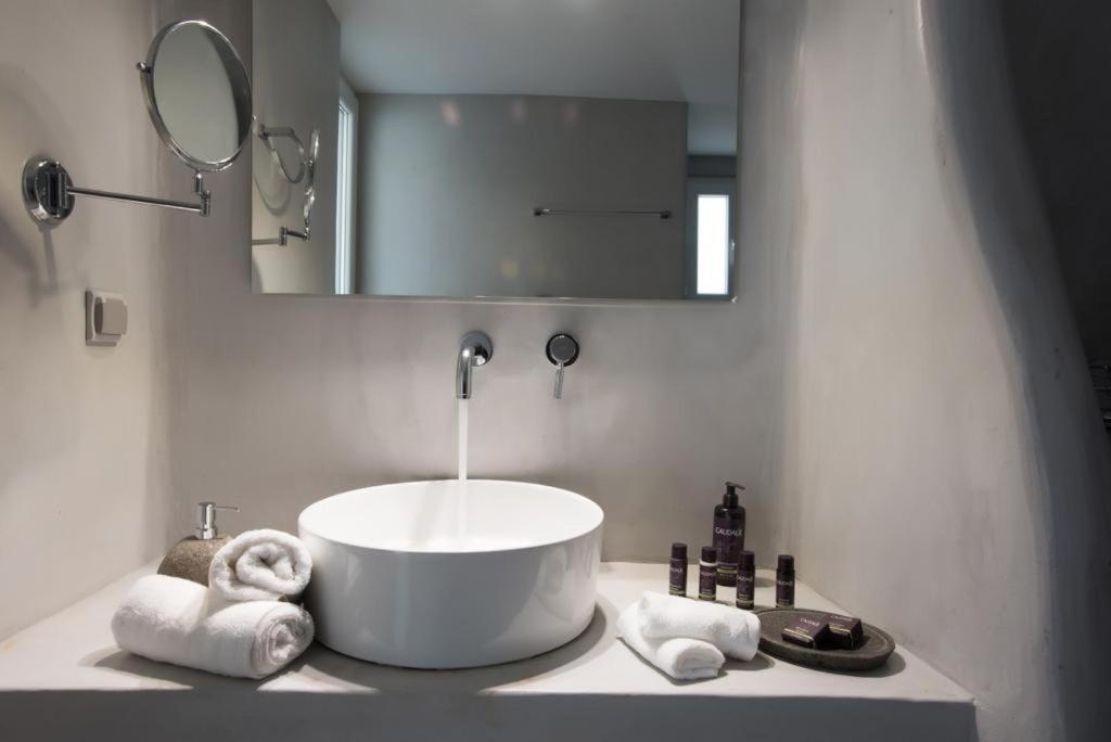 Jonaz Rooms & Suites Mykonos Town Экстерьер фото